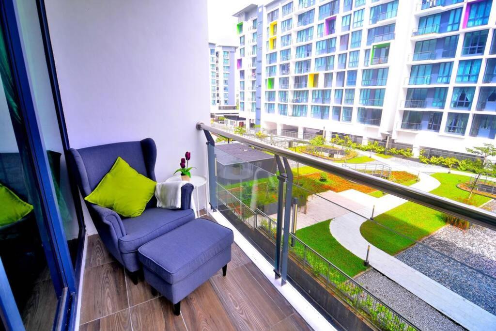 Vivacity Jazz Suite New Luxury Vivacity Cozy Home Lv8 Kuching Exteriör bild